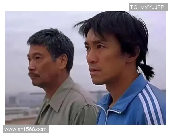 少林足球星爷同款卫衣时尚潮流穿搭 让你秒变街头焦点